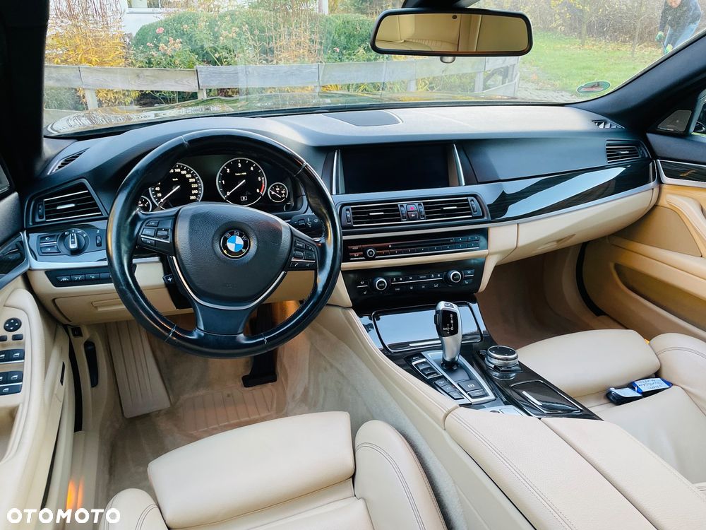 BMW Seria 5 520d Luxury Line sport - 14