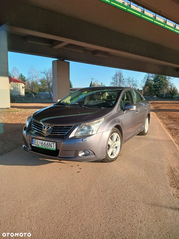 Toyota Avensis 2.2 D-CAT Prestige NAVI - 2