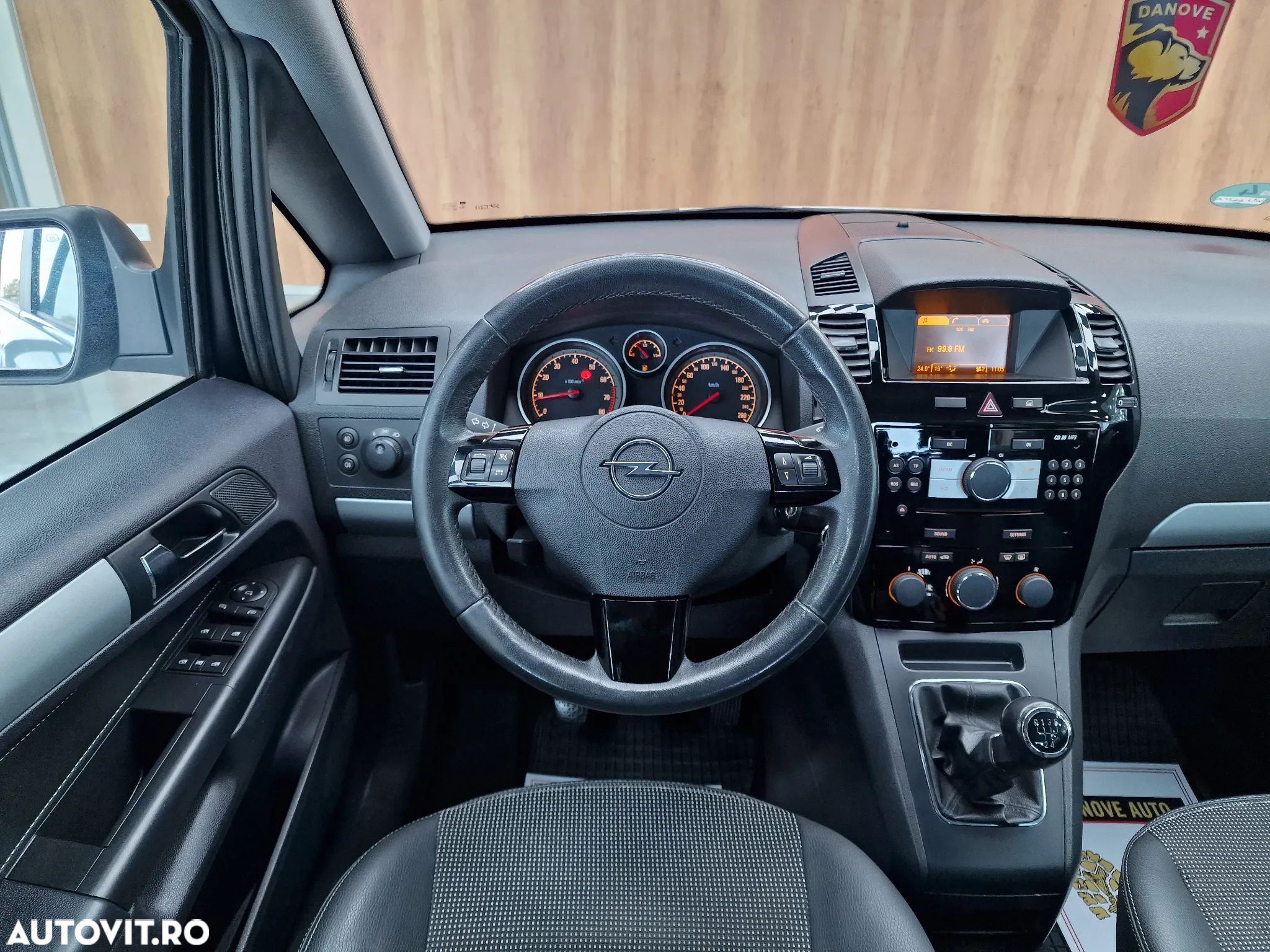 Opel Zafira 1.6 Cosmo - 19