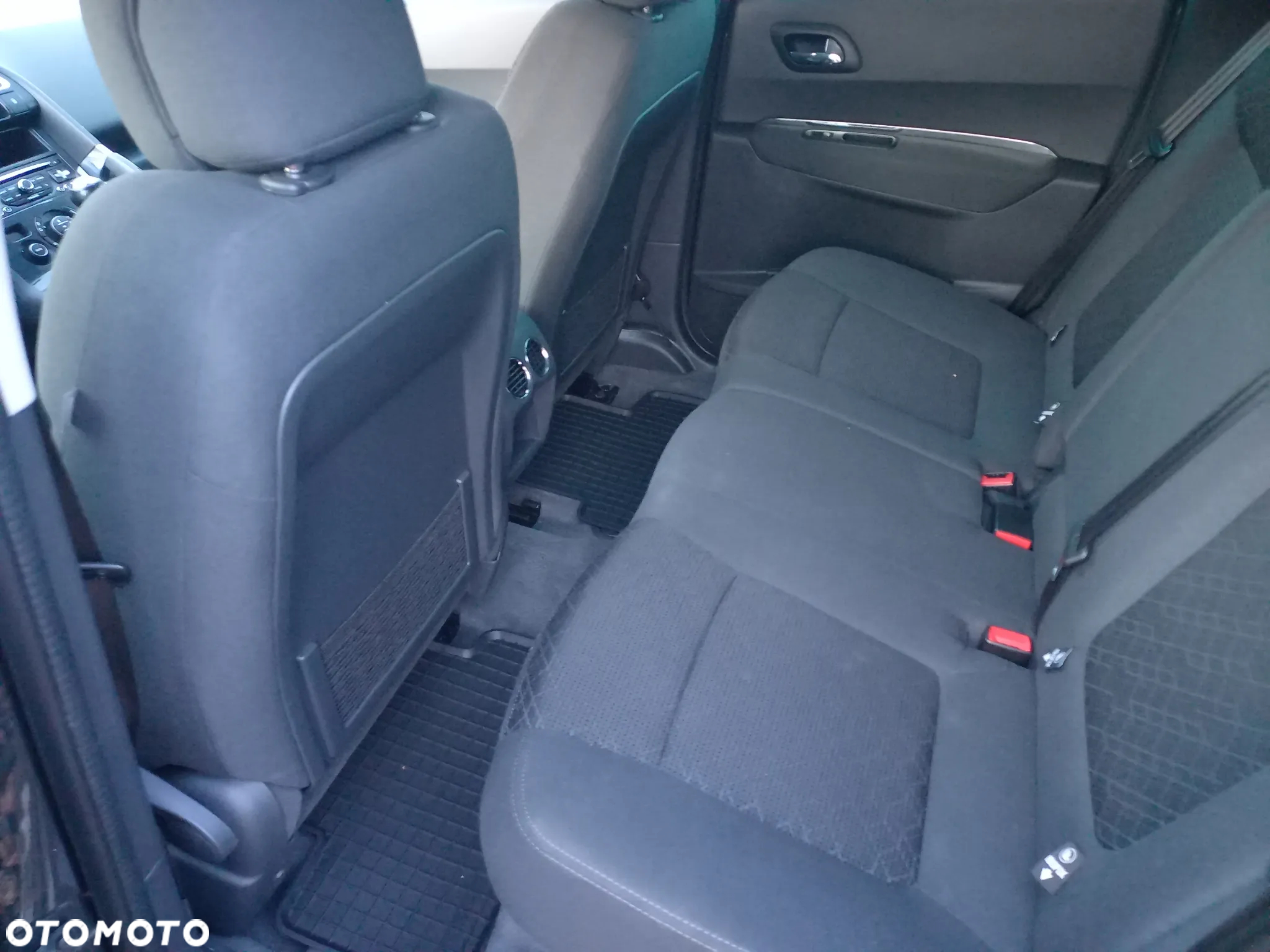 Peugeot 3008 1.6 HDi Active - 20