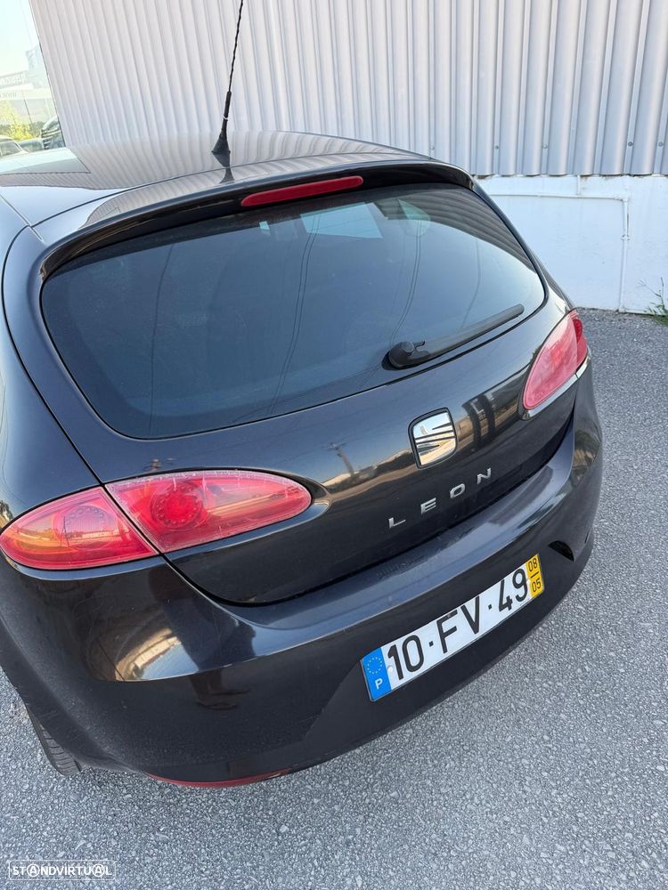 SEAT Leon 1.9 TDI Ecomotive Style - 4