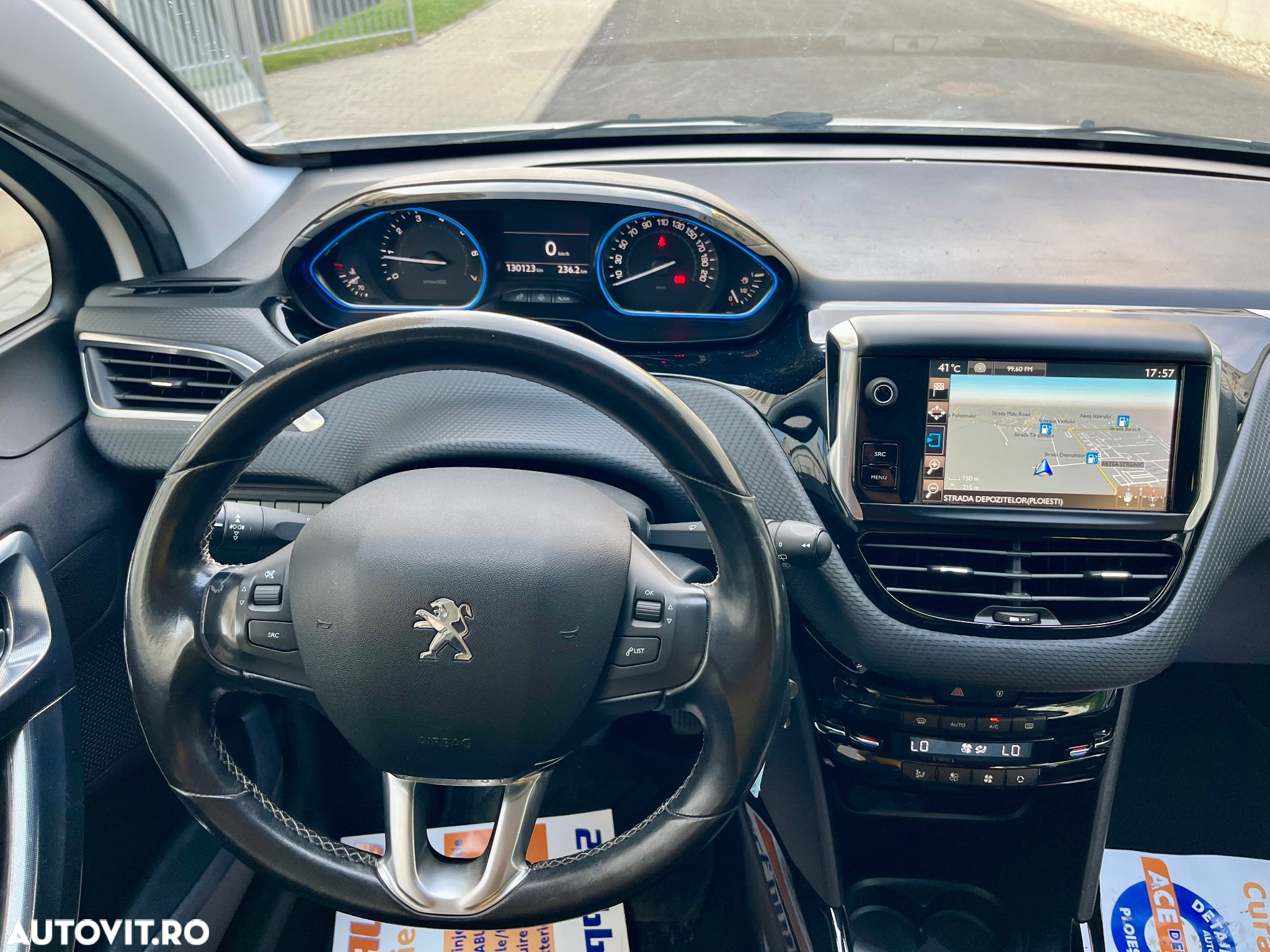Peugeot 2008 - 14