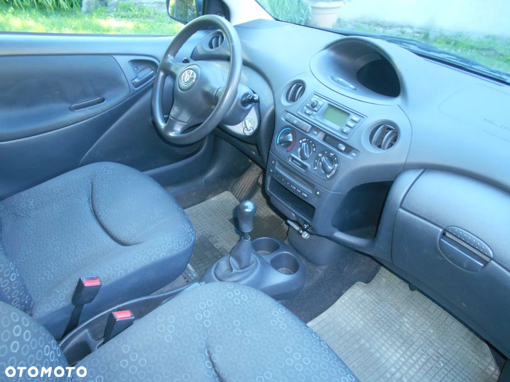 Toyota Yaris 1.3 Sol - 7
