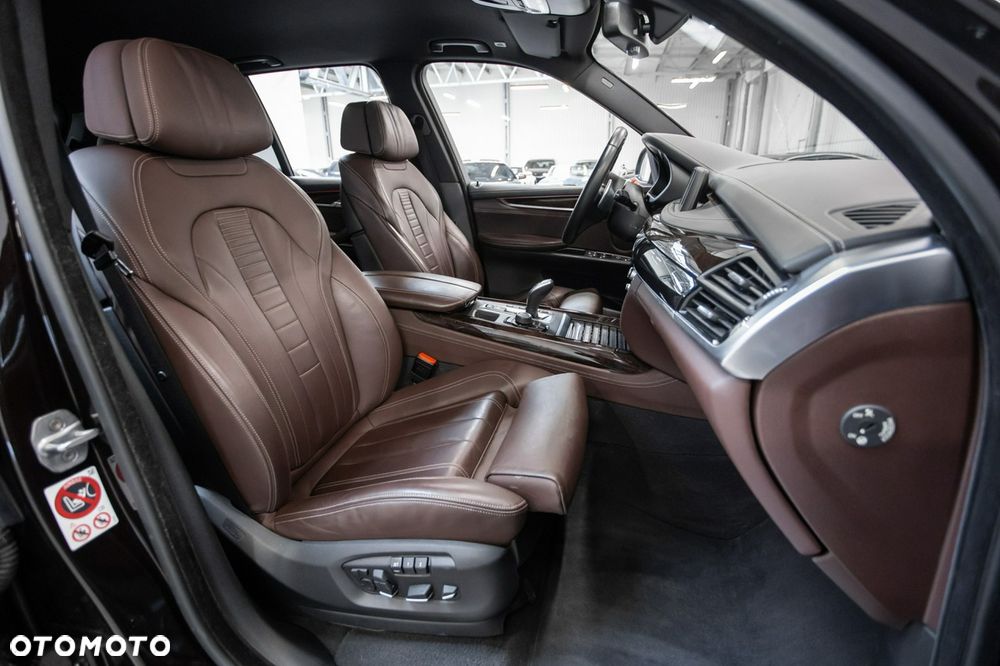 BMW X5 xDrive35i - 11