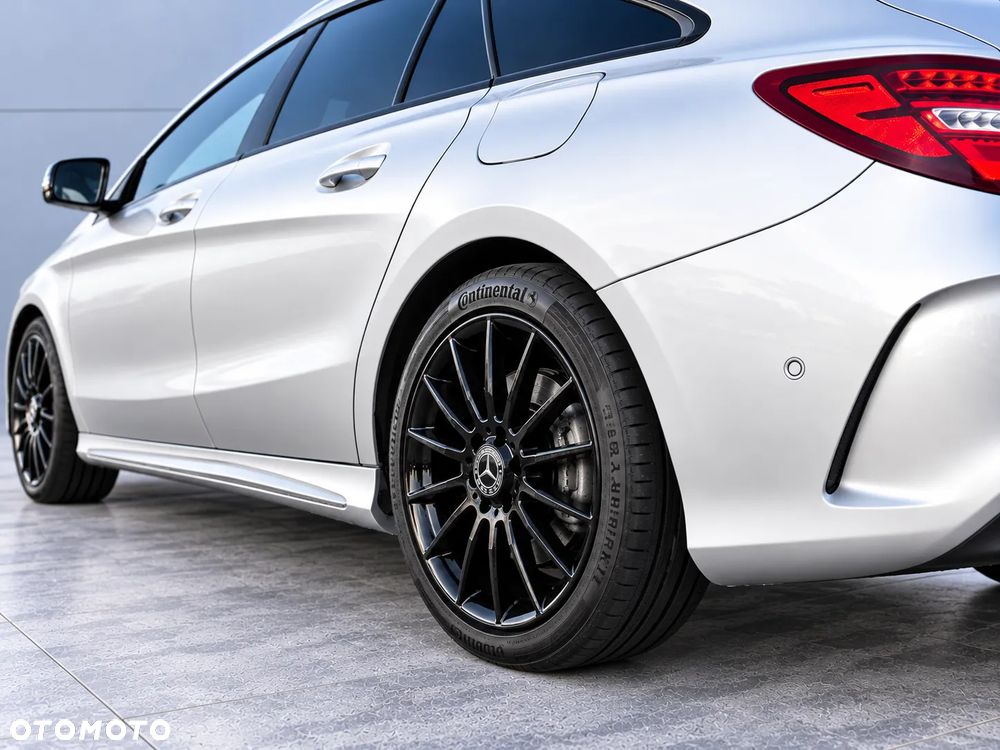 Mercedes-Benz CLA 220 4-Matic - 10