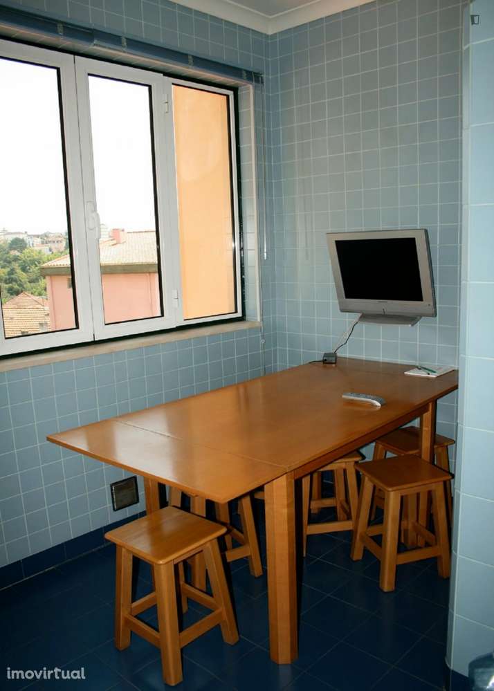 Quarto - localizado em Montes Claros Coimbra - Grande imagem: 5/12