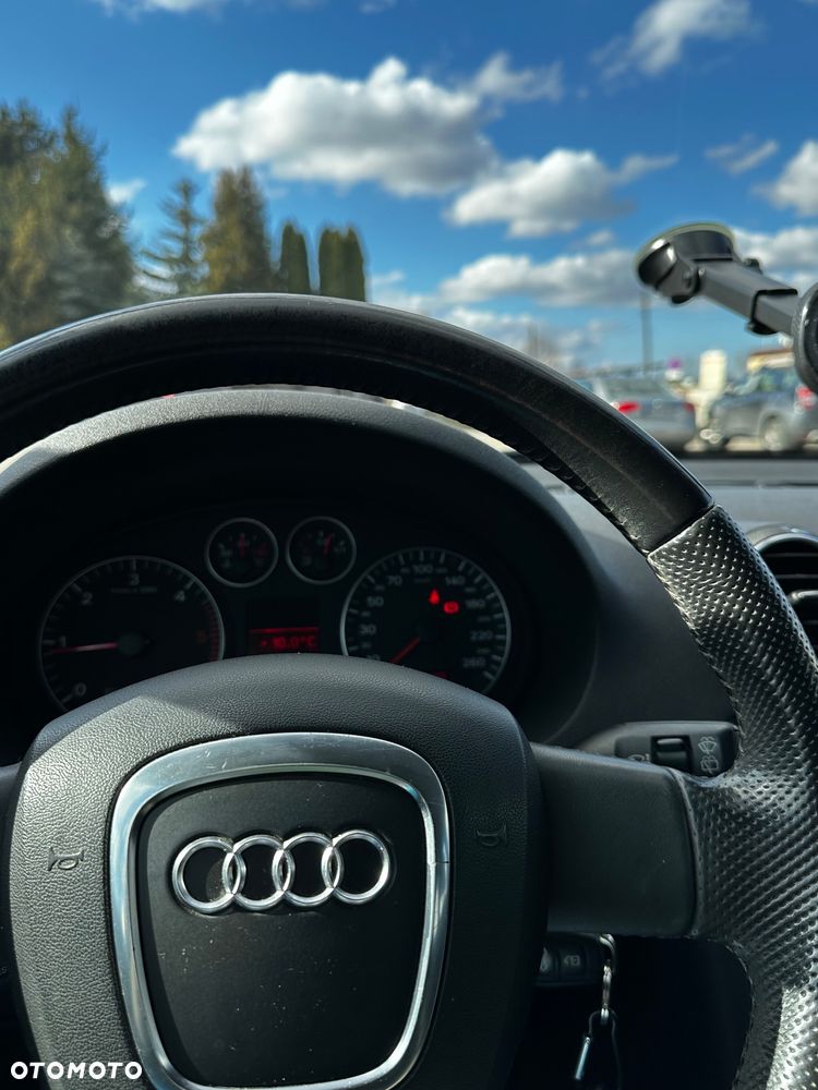 Audi A3 Sportback 2.0 TDI Ambiente - 15