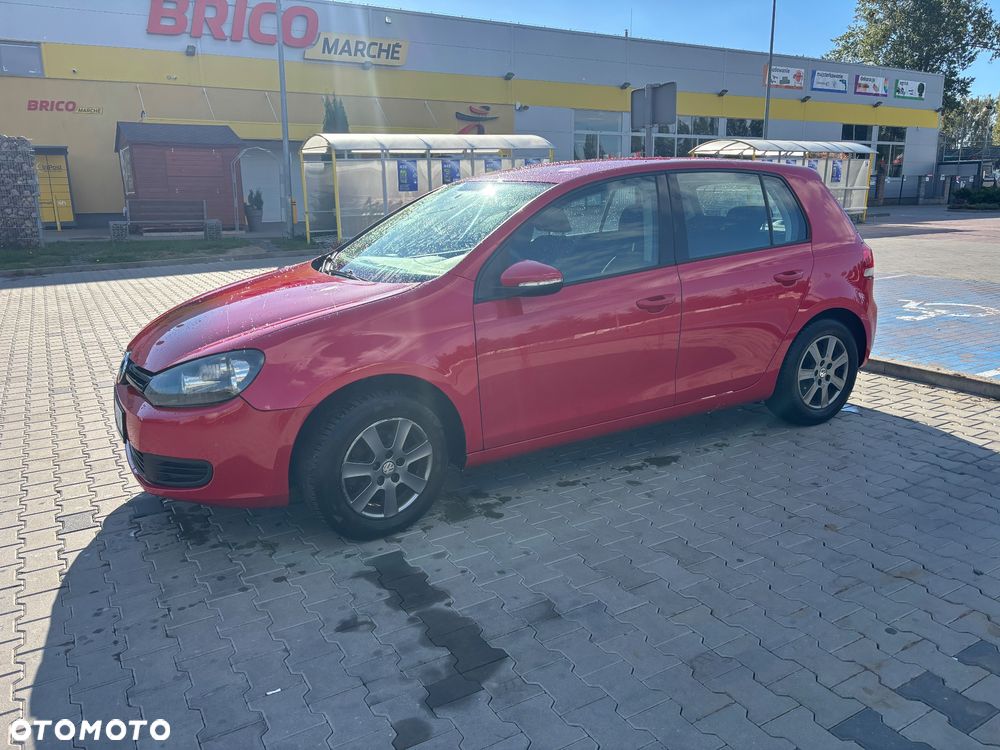 Volkswagen Golf - 6