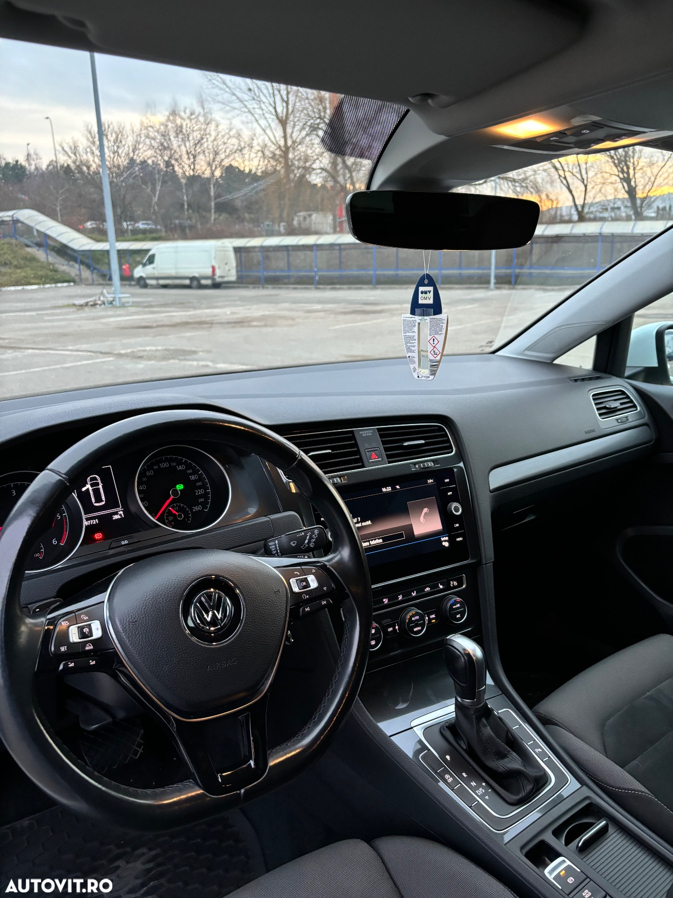 Volkswagen Golf 2.0 TDI DSG Highline - 22