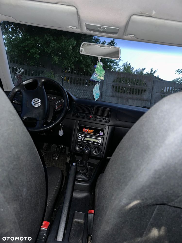 Volkswagen Golf 1.6 Goal - 3