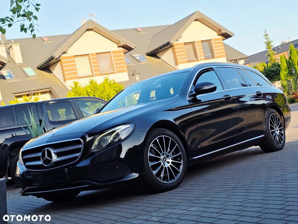 Mercedes-Benz Klasa E 220 d 9G-TRONIC AMG Line - 1