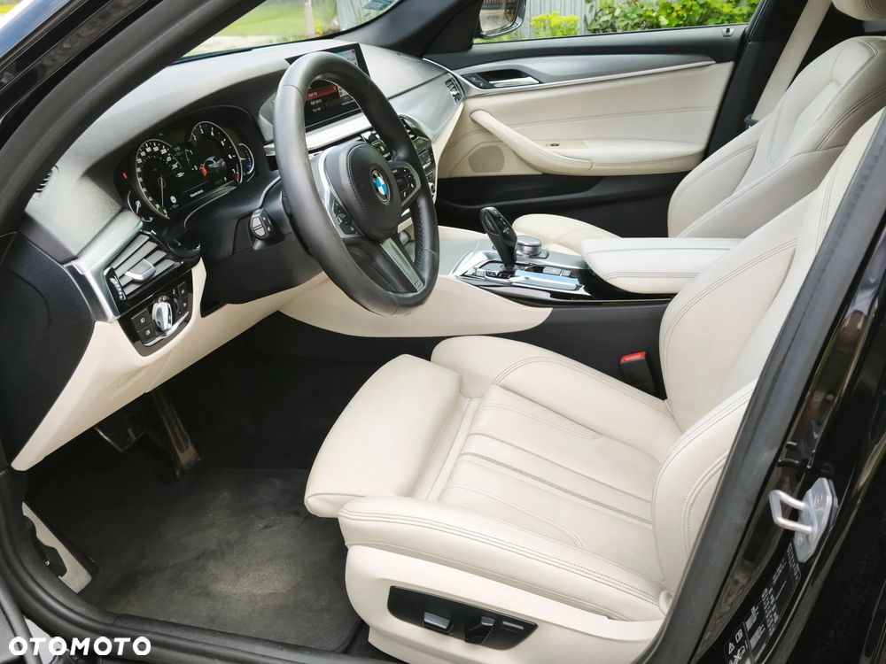 BMW Seria 5 530i xDrive M Sport sport - 22