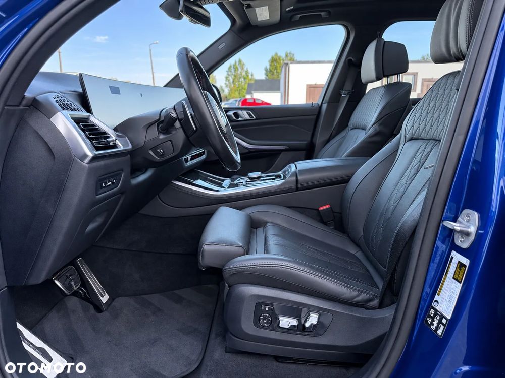 BMW X5 M50i - 23