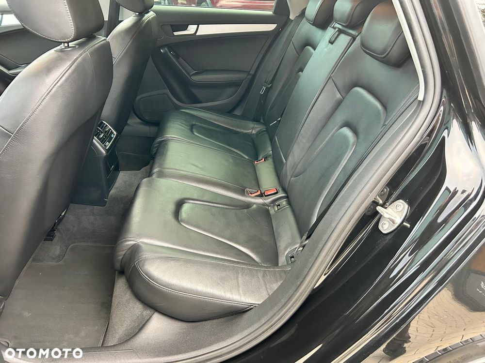 Audi A4 Avant 1.8 TFSI S line Sportpaket - 22
