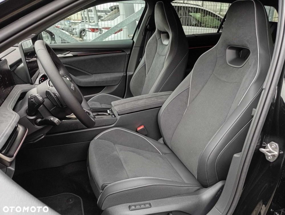 Skoda Superb - 11