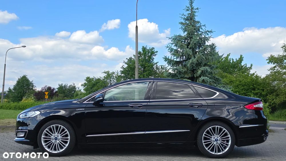 Ford Mondeo Vignale 2.0 Hybrid - 13