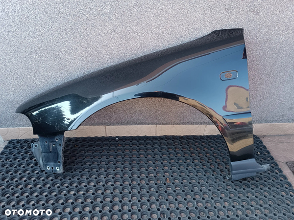 Audi A4 B5 FL Lift (99-01) nadkole błotnik lewy prawy przód LY9B lewy prawy przedni , nadkole, części, zderzak, przód
