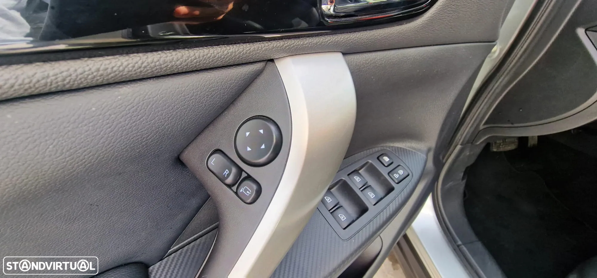Mitsubishi Eclipse Cross 2.4 PHEV eMotion - 9