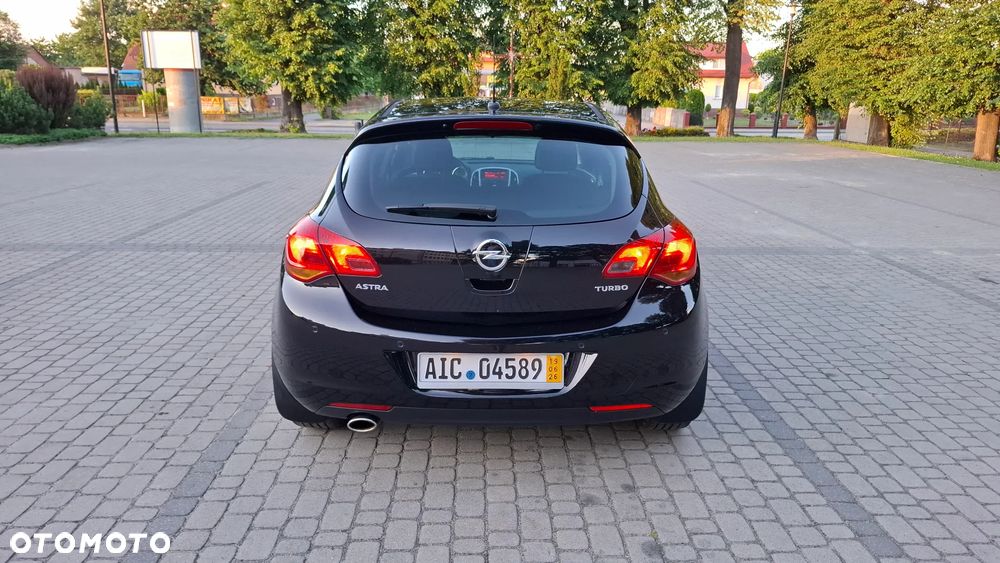 Opel Astra 1.4 T Cosmo - 13