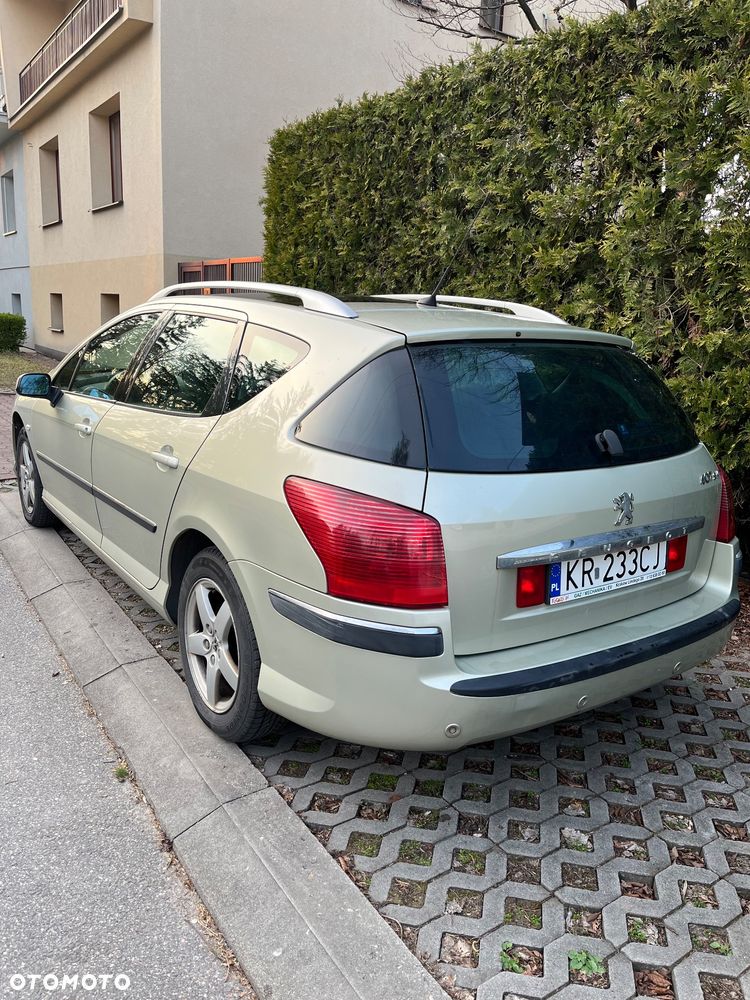 Peugeot 407 2.0 HDI Premium navtech gama - 9