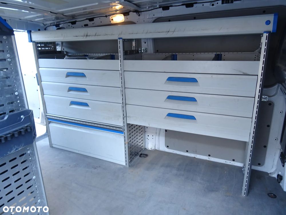 Mercedes-Benz Vito - 13