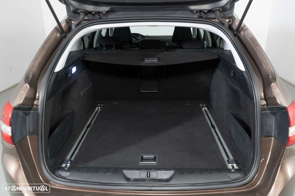 Peugeot 308 SW 1.6 BlueHDi Allure - 13