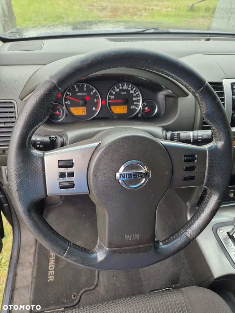 Nissan Pathfinder 2.5 dCi Elegance - 15