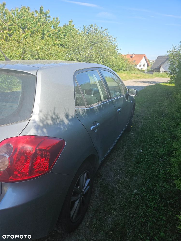 Toyota Auris 1.4 D-4D Luna - 6