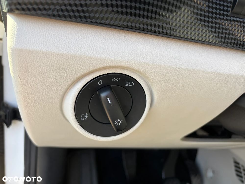 Volkswagen up! 1.0 move - 18