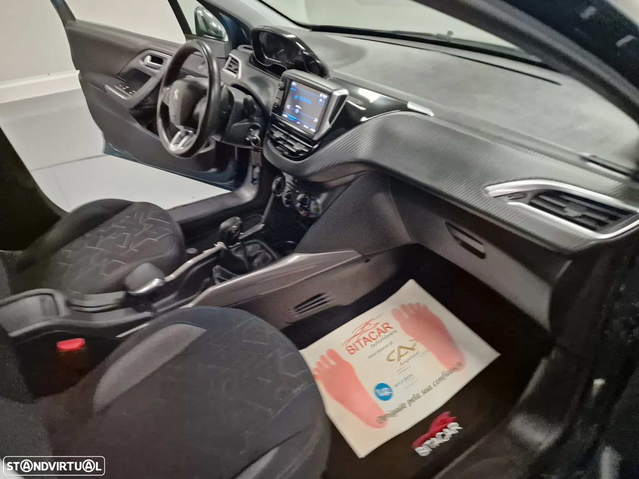 Peugeot 2008 1.2 PureTech Style - 43