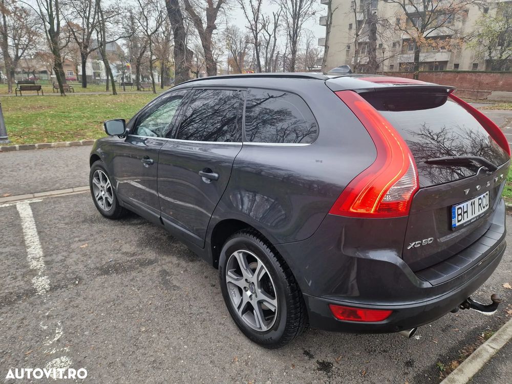 Volvo XC 60 D4 AWD Geartronic Kinetic - 35