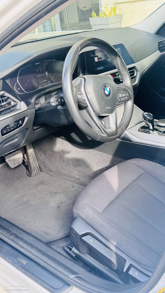 BMW 330 e Corporate Edition Auto - 4