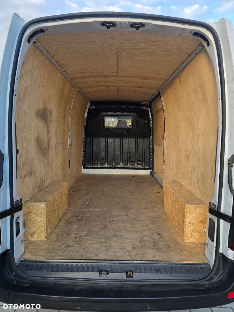 Renault Master - 25