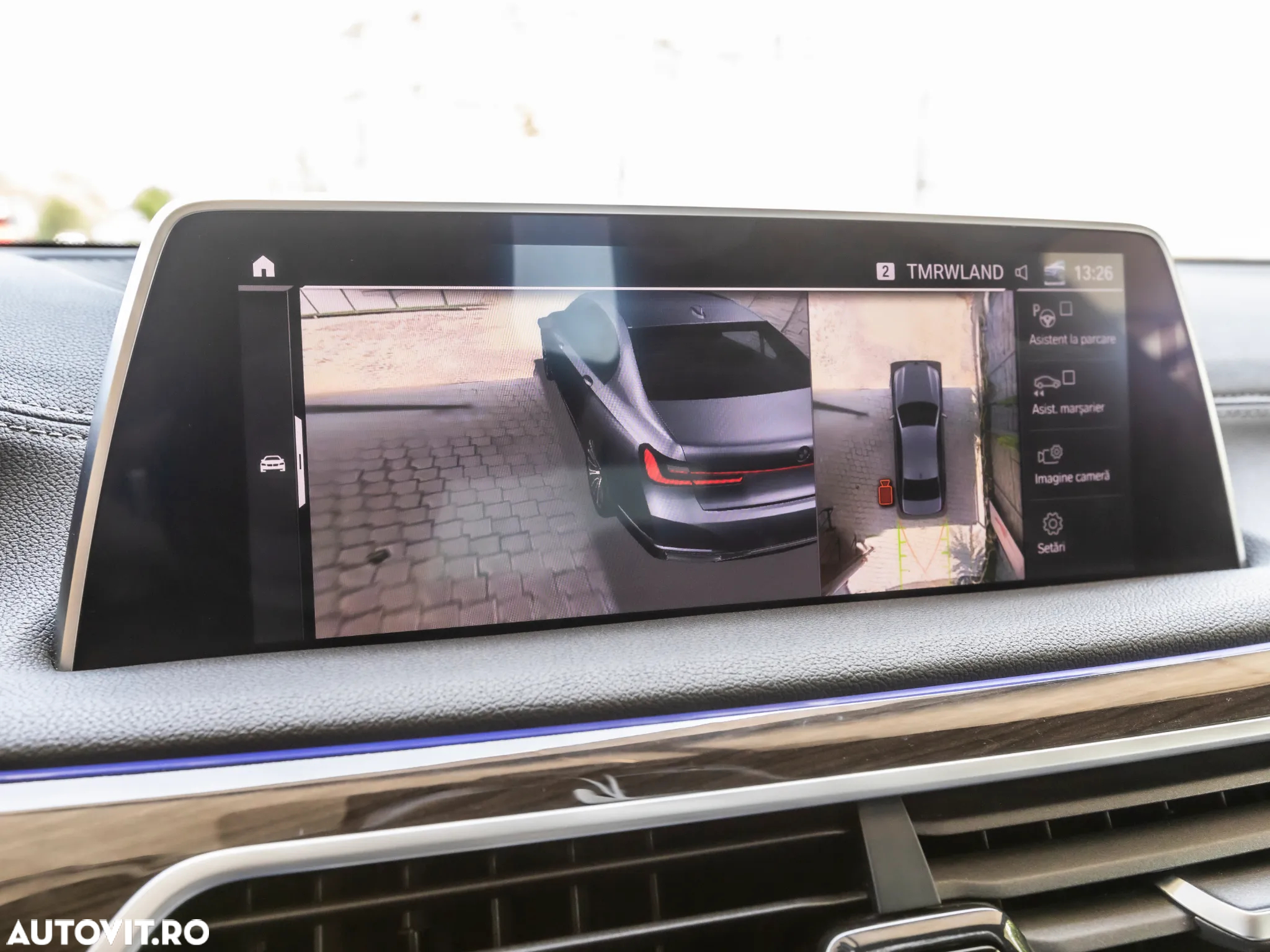 BMW Seria 7 745Le xDrive AT PHEV - 37