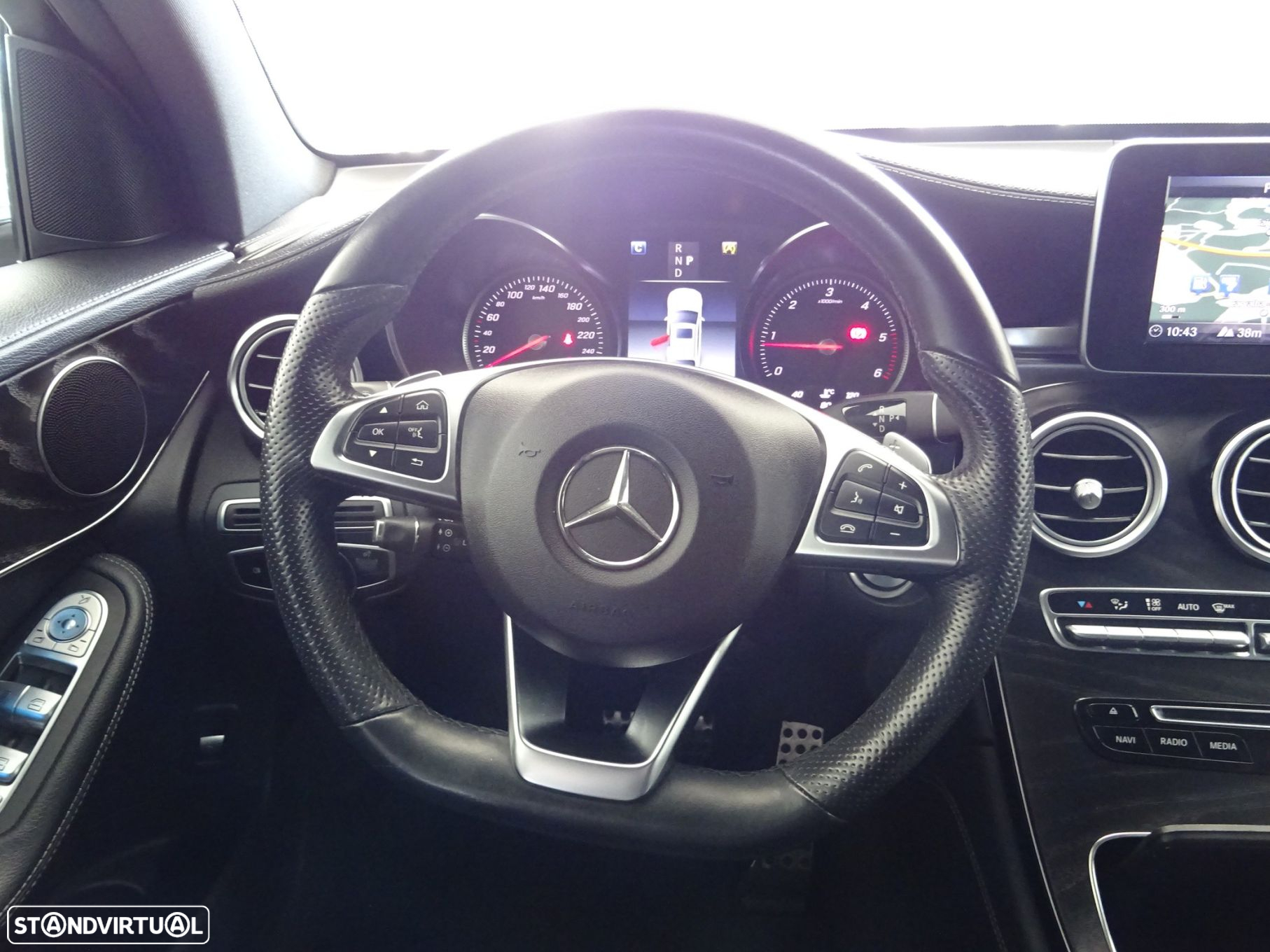 Mercedes-Benz GLE 250 - 12