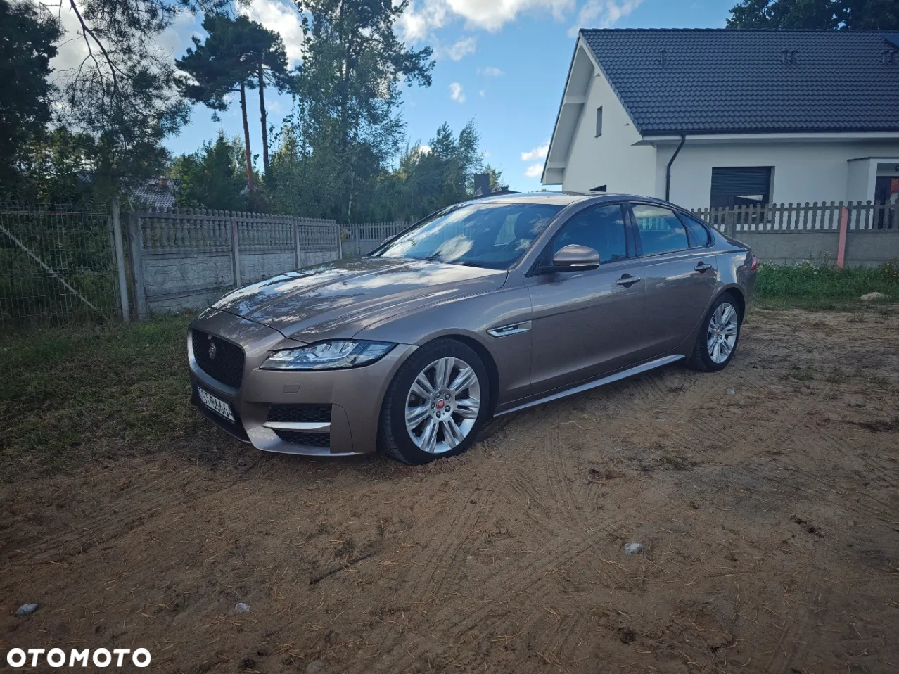 Jaguar XF - 2