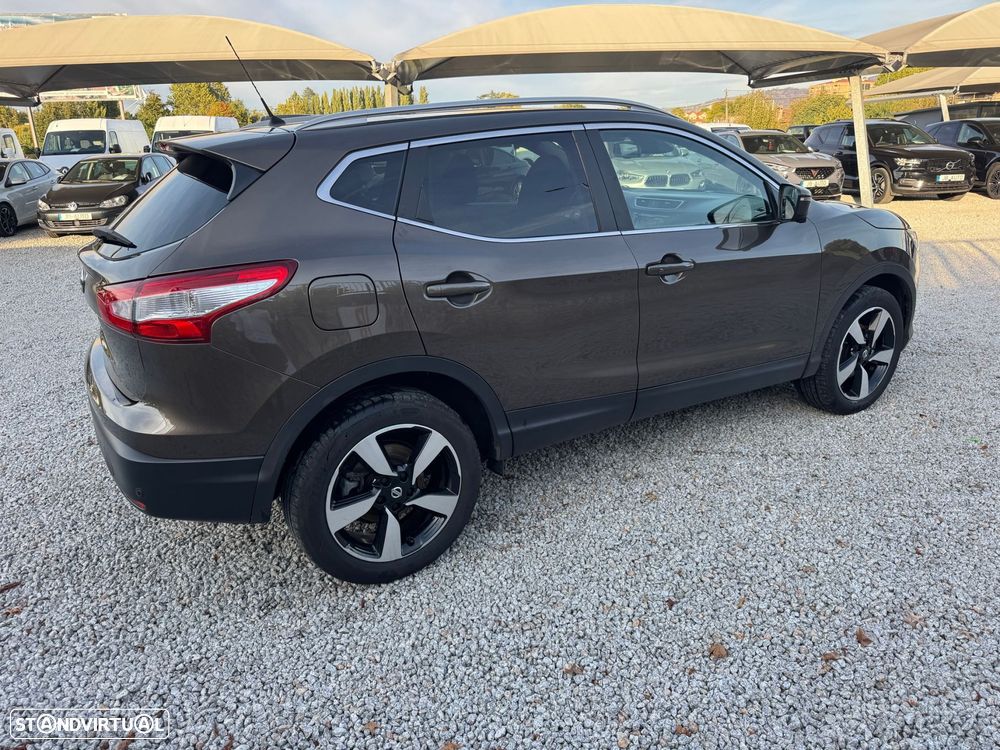 Nissan Qashqai 1.5 dCi N-Connecta 18 - 6