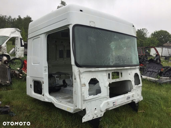 Kabina DAF XF 106 17r