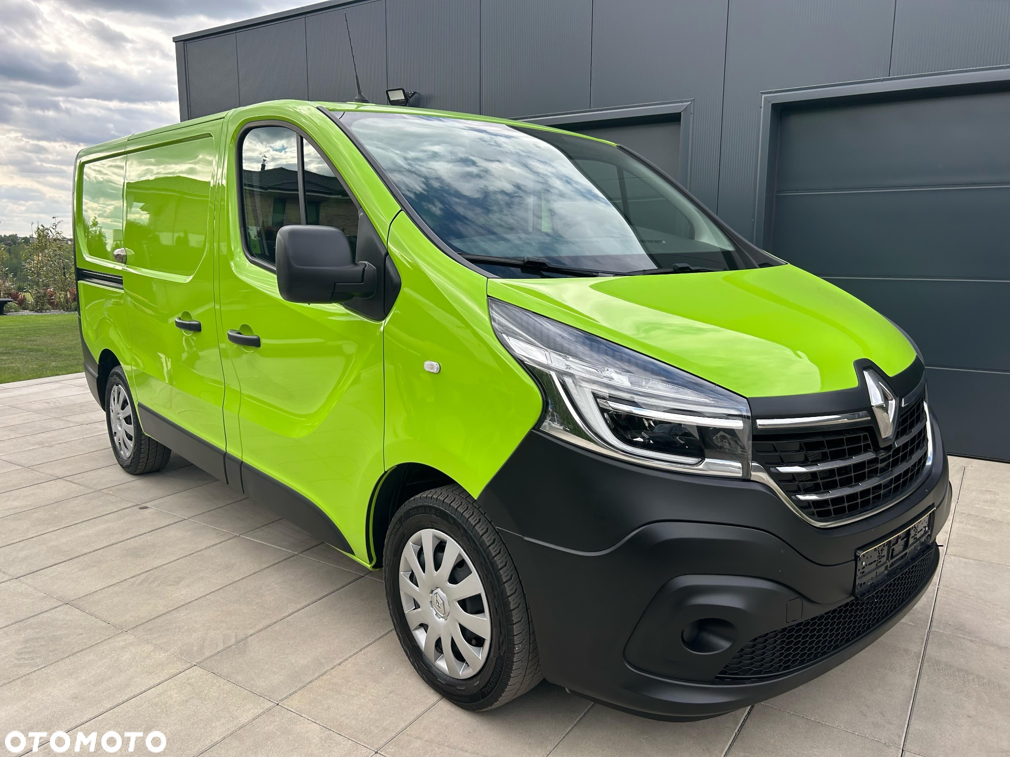 Renault Trafic - 11