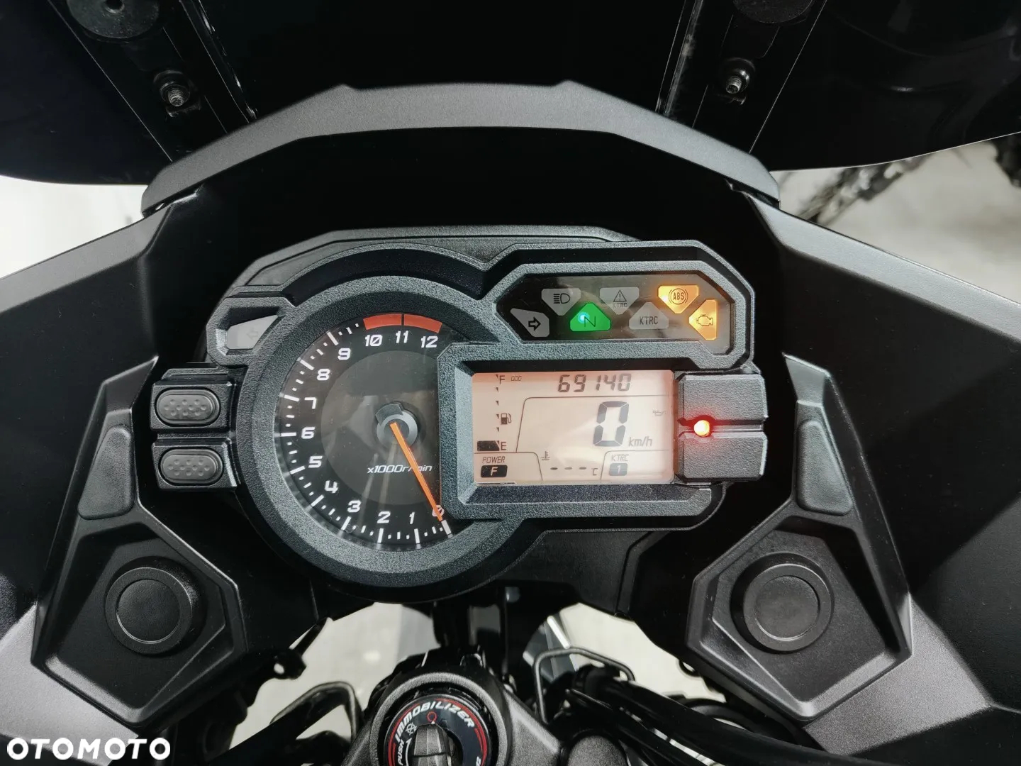 Kawasaki Versys 1000 - 18