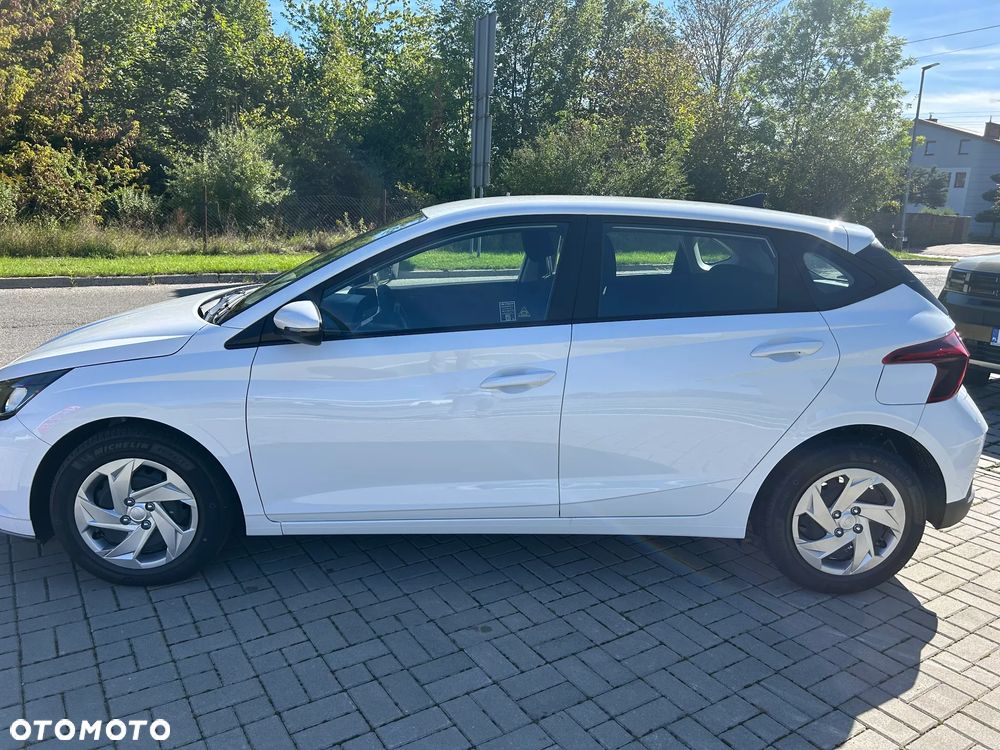 Hyundai i20 1.2 Pure - 14