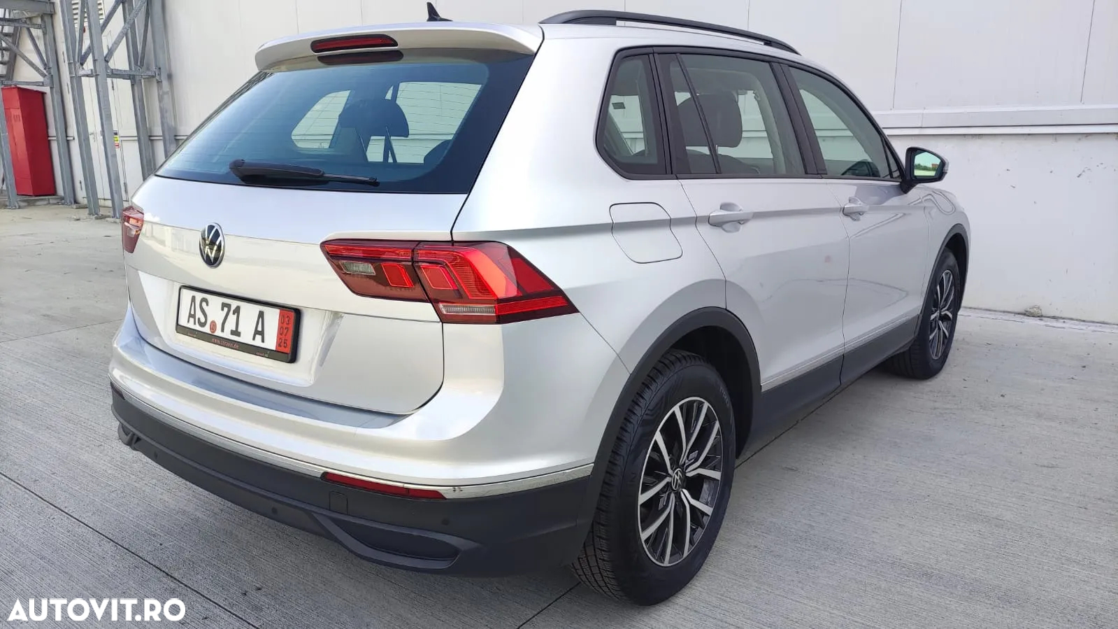 Volkswagen Tiguan 2.0 TDI SCR Life - 3