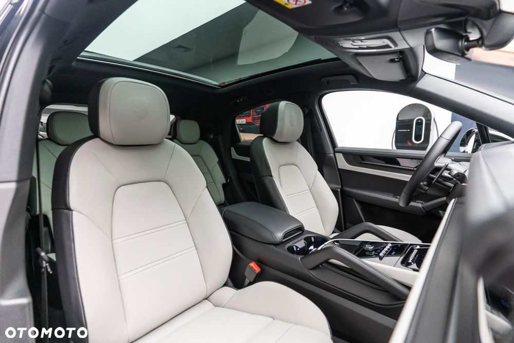 Porsche Cayenne E-Hybrid PHEV - 15