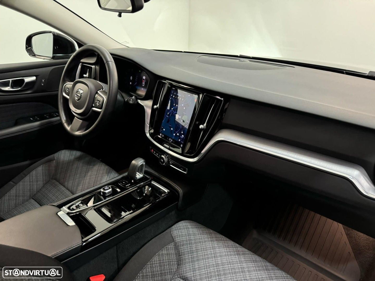 Volvo V60 2.0 T6 AWD TE Inscription Expression - 13