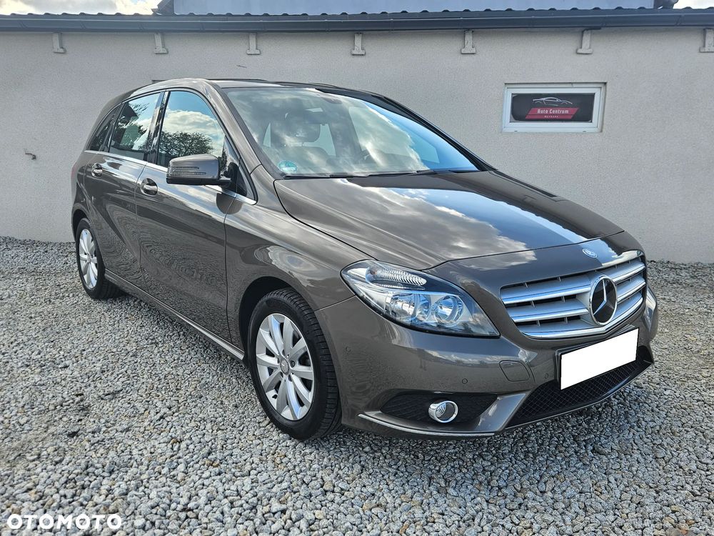 Mercedes-Benz Klasa B 180 d Edition - 4