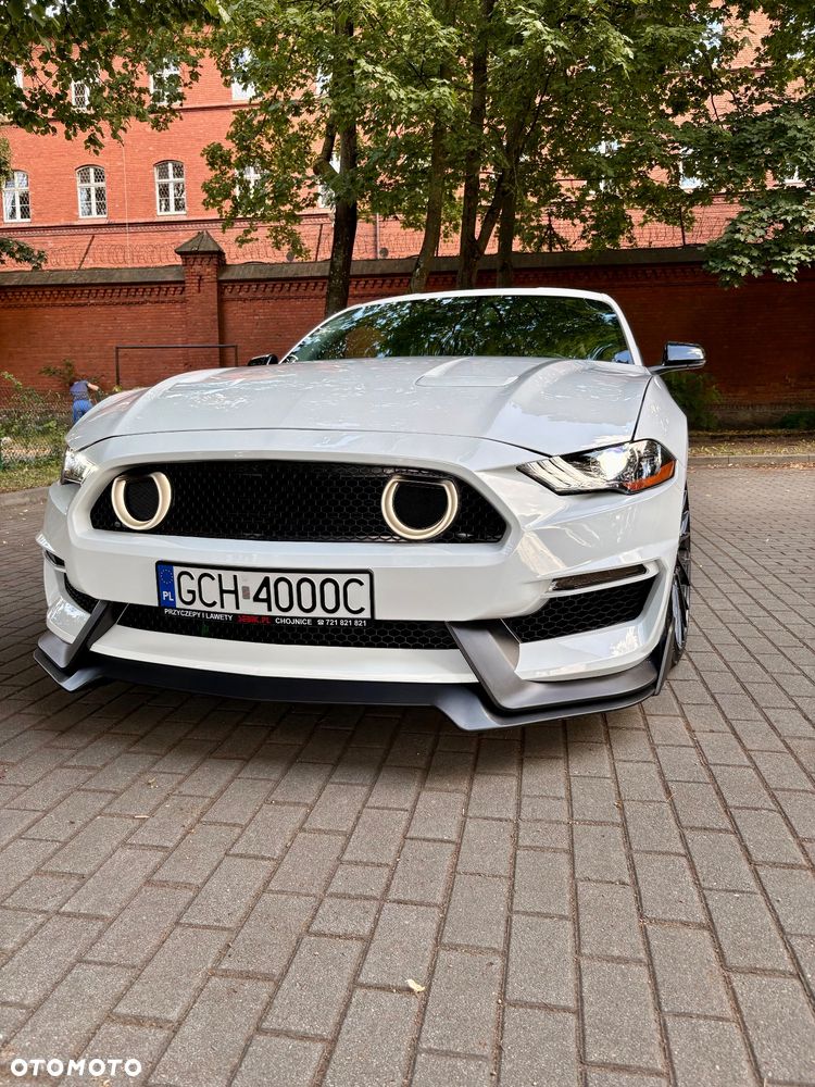 Ford Mustang - 16
