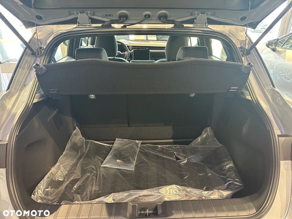 Lexus LBX 1.5 Hybrid - 10