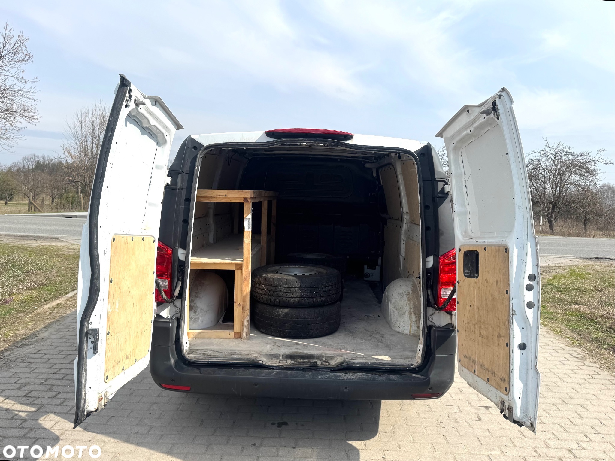 Mercedes-Benz VITO - 16