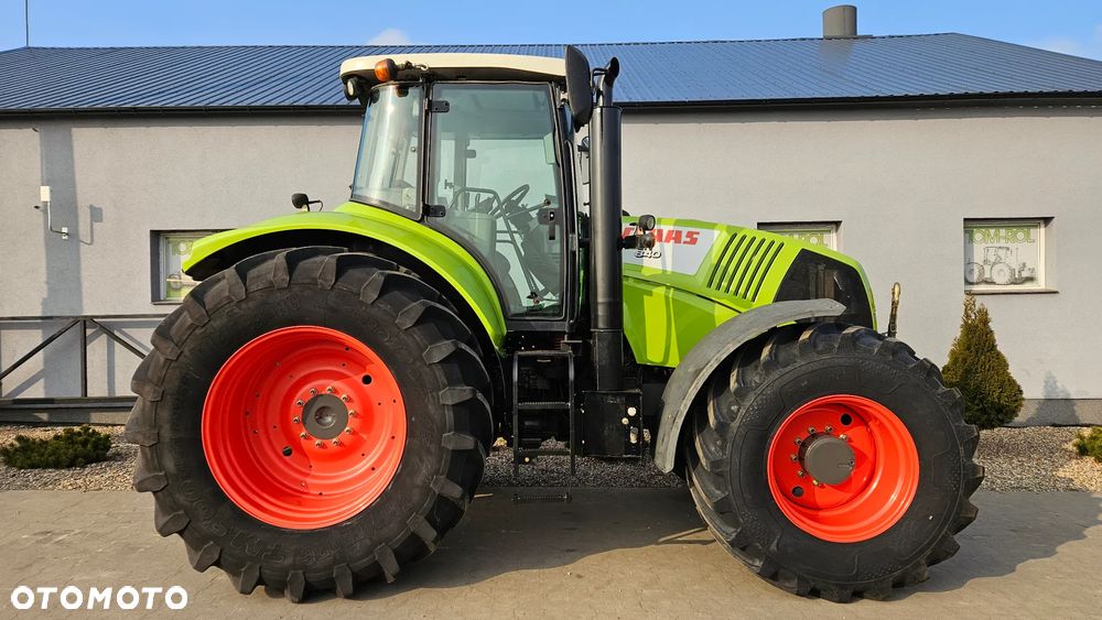Claas Axion 840 - 25