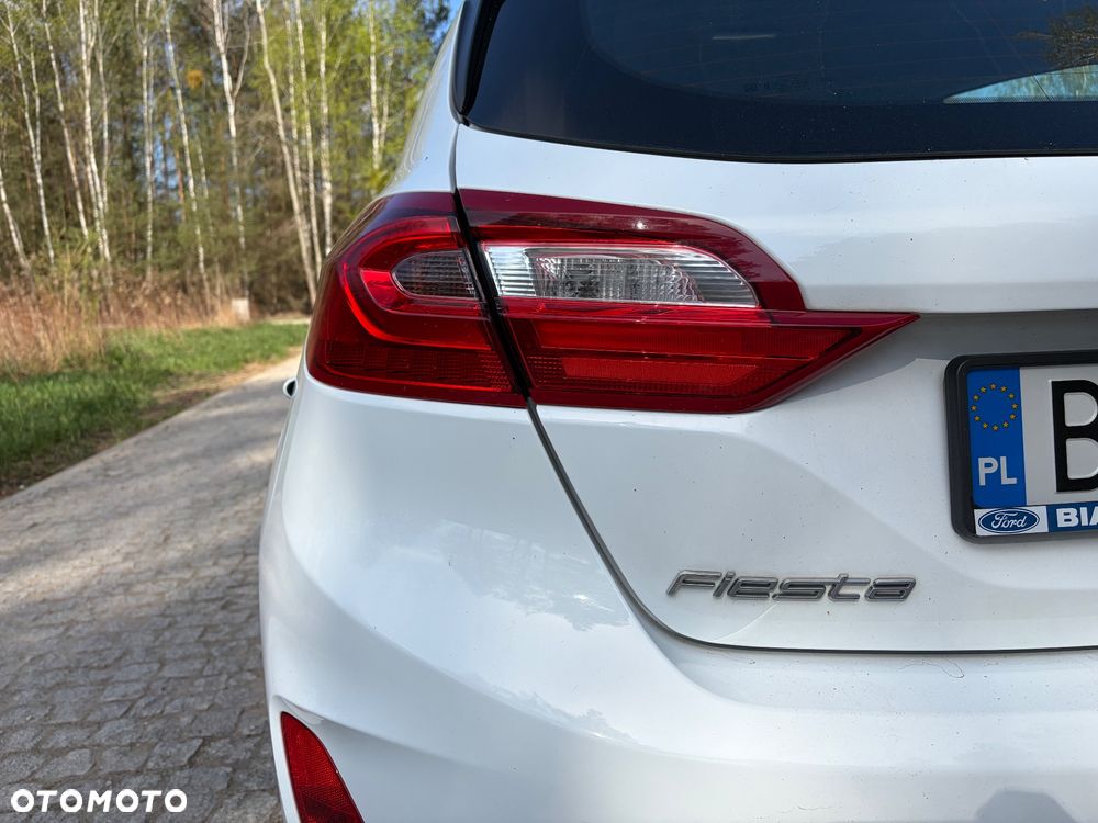Ford Fiesta 1.1 Titanium - 12